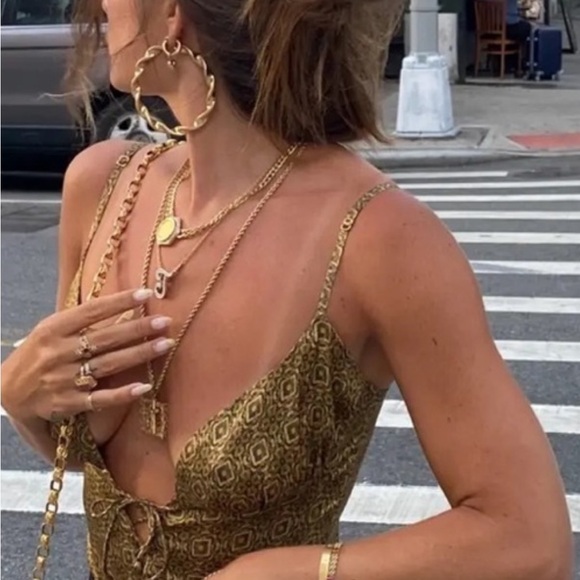 Heavy Manners - Picture 2 of 3